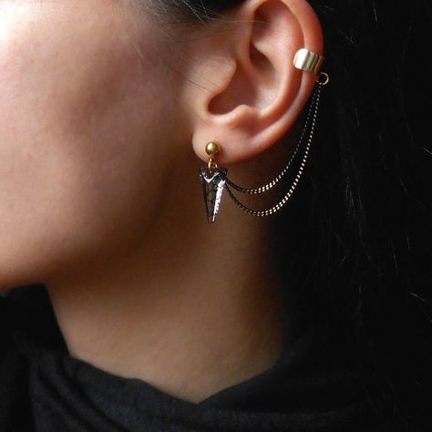 Spike ear cuff earrings Rock Style Earrings For black by Maleena09 Spike Ear Cuff, Rough Gemstone Jewelry, Small Silver Hoop Earrings, Ear Cuff Earrings, Black Stud Earrings, Emerald Earrings Studs, Types Of Earrings, Wrap Earrings, Spike Earrings