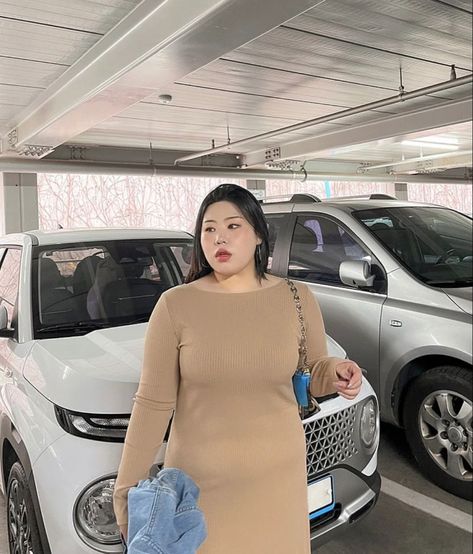 Douyin Plus Size, Japanese Fashion Magazine, East Asian, Body Positive, Dream Girl, 28 Days, Big Wedding, A Student, Korean Street Fashion