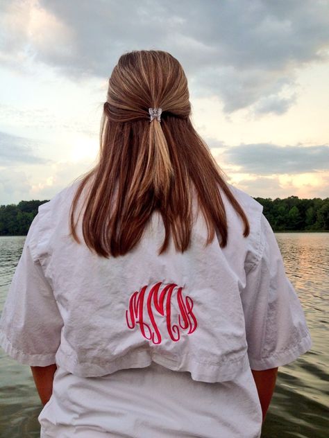 @Marley Medema Lilly monogram fishing shirt Monogram Fishing Shirt, Monogramming Ideas, Prep Life, Monogram Ideas, Marley Lilly, Preppy Chic, Preppy Girl, Southern Girl, Style Change