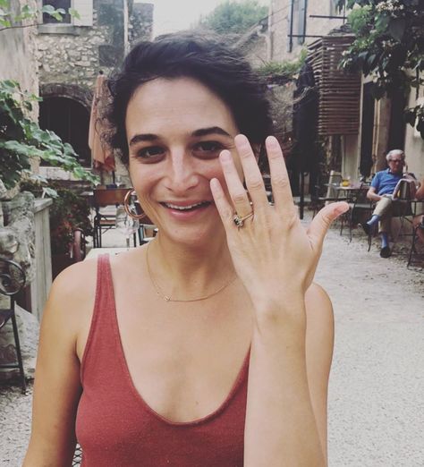 Jenny Slate Jenny Slate Hair, Writer Tattoo, Secret Aesthetic, Jenny Slate, Hopelessly Devoted, Female Icons, Young Celebrities, Sundance Film, Hair Color Blue