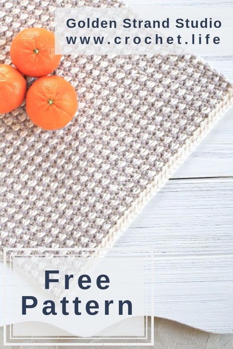 This gorgeous crochet placemat pattern is a perfect way to add beauty to your table. An easy free crochet pattern that is cute, fast, fun, and a great crochet gift. #CrochetPlacemat #Placemat #CrochetPattern #FreeCrochetPattern Crocheted Placemats, Crochet Placemat Pattern, Placemat Crochet, Placemat Patterns, Crochet Placemat, Crochet Placemat Patterns, Crochet Table Mat, Ribbed Crochet, Crochet Mat