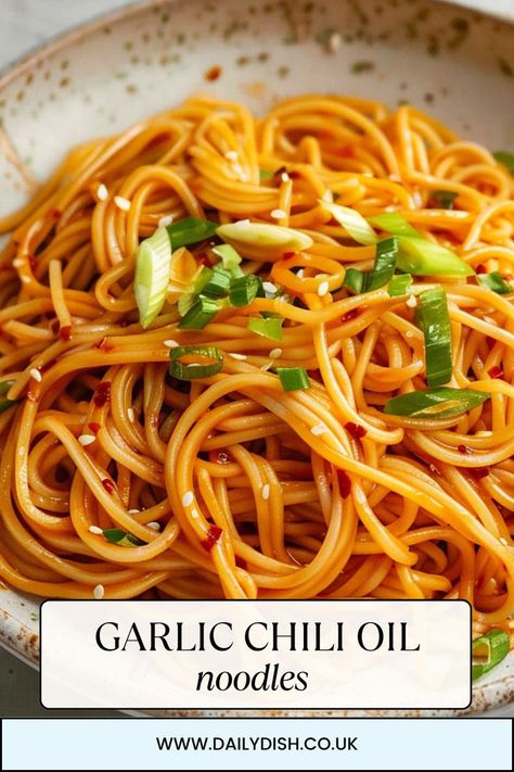 Garlic Chili Oil Noodles Garlic Chili Oil Noodles, Chili Oil Noodles, Garlic Chili Oil, Oil Noodles, Hot Chili Oil, Vegan Pasta Salad, Vegan Pasta Recipes, Spicy Noodles, Spicy Dishes