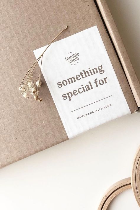 Inspo time! ✨ Take a peek at @humblestitchstudio's rustic, earth packaging using the noissue Eco Friendly Gift Box and Custom Paper Sticker. Combine stock and custom products to create a standout packaging for your business today! 👋🏻 Sticker For Box Packaging, Aesthetic Packaging Ideas Business, Cute Shipping Packaging, Sticker Box Package Design, Muffins Packaging, Box Sticker Design, Eco Friendly Packaging Ideas, Earth Packaging, Gift Box Sticker