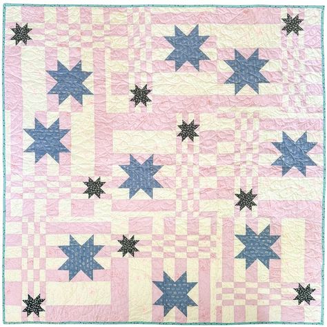 Stars randomly hovering over a checkered landscape? Yes please! Pattern is ready to launch on Wednesday, May 1st ❤️ ✨Star Kiss Block✨ is an asymmetrical block, so you can arrange it in any way you want. Get ready for it at the #sweetpotatoquiltclub where quilters can access hundreds of quilt layout possibilities with monthly mix and match block patterns ❤️ #sweetpotatopatterns #quiltblockpattern #quiltblicks #starquilt #quiltsofinsta Quilt Club, Mini Quilt Patterns, Twin Quilt Size, Start Quilting, May 1st, Star Quilt Blocks, Pdf Quilt Pattern, Star Quilt Patterns, Quilt Block Pattern