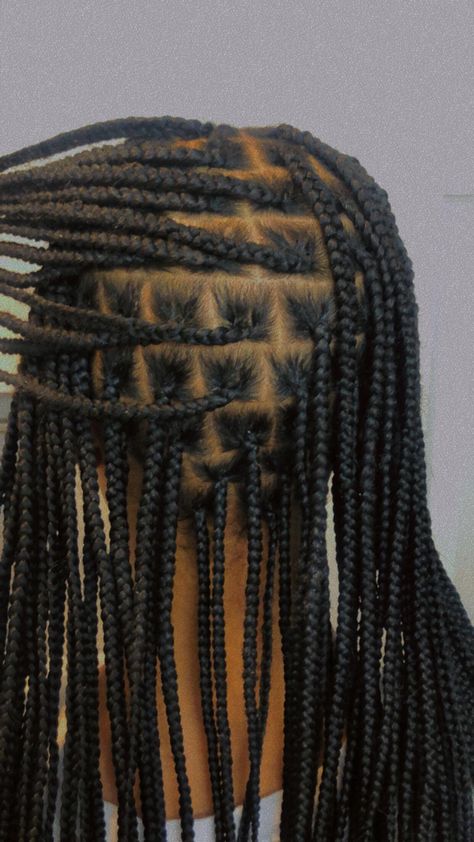 Mid Size Box Braids, Medium Size Box Braids Mid Back, Knotless Mid Back, Knotless Box Braids Mid Back Length, Knotless Braids Mid Back Length, Knotless Box Braids Medium Mid Length, Braids Mid Back Length, Mid Back Knotless Braids, Afro Haircuts