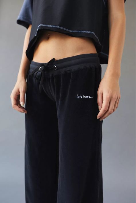 Low Rise Sweatpants, Alana Champion, Track Pant, Wide Legs, Small Waist, Black Fits, Snap Button, Track Pants, Low Rise