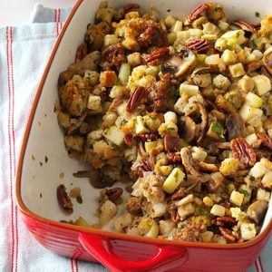 Bread Dressing, Potluck Side Dishes, Sausage Bread, Stuffing Recipes For Thanksgiving, Sage Sausage, Fall Stuff, Thanksgiving Side, Amish Recipes, Stuffing Recipes