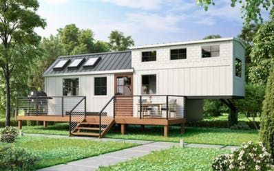 Tiny House Model Sleeps 6 - Photos, Floor Plan | Apartment Therapy Small Prefab Homes, Design Casa Piccola, Wohne Im Tiny House, Innovation Architecture, Tiny House Luxury, A Small House, The Goose, Modern Tiny House, Casa Container