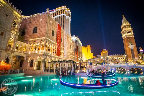 Venetian Vegas, Las Vegas Wallpaper, Las Vegas Quotes, Vegas Wallpaper, Las Vegs, Las Vegas Family Vacation, Venetian Hotel Las Vegas, Las Vegas Trip Planning, The Venetian Las Vegas