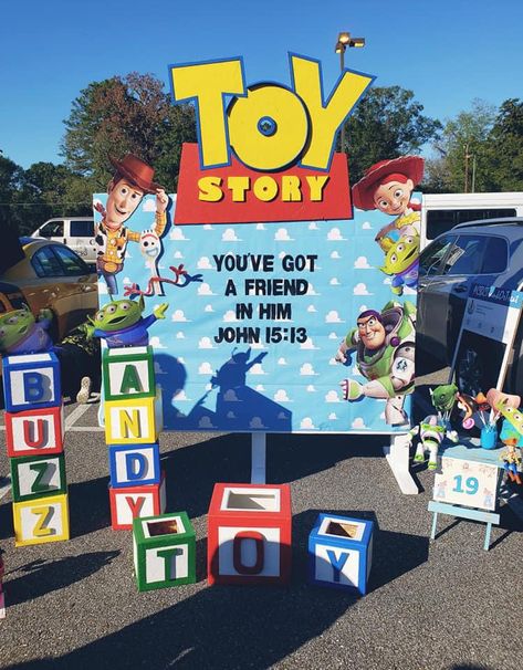 Toy Story Christian Trunk Or Treat, Toy Story Halloween Trunk Or Treat, You Story Trunk Or Treat, Toy Story Scarecrow, Toy Story Trick Or Trunk, Horse Trunk Or Treat, Toy Story Truck Or Treat, Cars Theme Trunk Or Treat, Diy Toy Story Trunk Or Treat