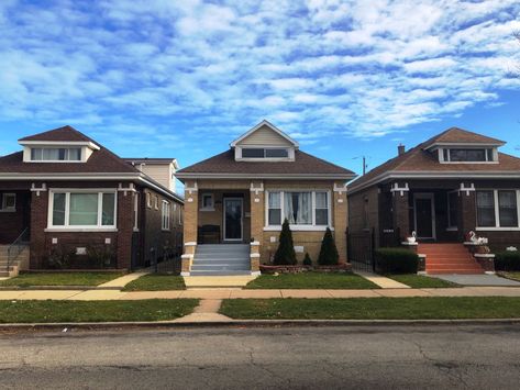 Chicago Home Exterior, Chicago Suburbs Houses, Apocalypse Reference, Rogers Park Chicago, Chicago Bungalow, Brandon Johnson, Chicago Baby, Brick Homes, Chicago Brick