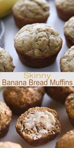 Roti Pisang, Menu Sarapan Sehat, Healthy Banana Muffins, 100 Calorie, Banana Bread Muffins, Bread Muffins, Dessert Aux Fruits, Fat Bomb Recipe, Snacks Saludables