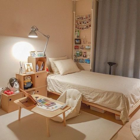 Inspiration rooms japan japanese china chinese korean seoul neighbor neighborhood Room sleep chill aesthetic bedroom fun bed sleepy kpop ulzzang girl pretty l i s a Ideas Decorar Habitacion, Comfortable Bedroom Decor, Cozy Small Bedrooms, Hiasan Bilik Tidur, Bilik Idaman, Hiasan Bilik, Bilik Tidur, Study Room Decor, Small Bedroom Decor