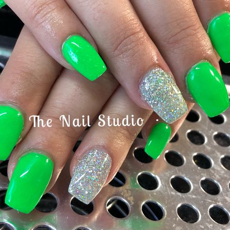 Glitter and lime green nails Lime Green Gel Nails Short, Neon Green Gel Nail Designs, Black And Green Sparkle Nails, Neon Green And Silver Nails, Green Color Nail Ideas, Nail Ideas Neon Green, Neon Green Gel Nails Short, Simple Lime Green Nails, Lime Green And Silver Nails