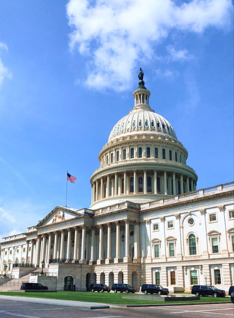 United States Of America Aesthetic, Estados Unidos Aesthetic, City Pics, Dc Washington, Washington Monument, Editorial Magazine, Personal Aesthetic, Dream Places, Capitol Building