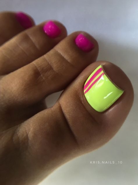 Painted Toe Nails Ideas Simple, Easy Toenail Painting Ideas, Colourful Pedicure, Floral Pedicure Designs, Pedicure Designs Toenails 2024, Neon Pedicure Ideas, Summer Pedicure Designs Bright Colors, Neon Toe Nails Summer, Neon Green Pedicure