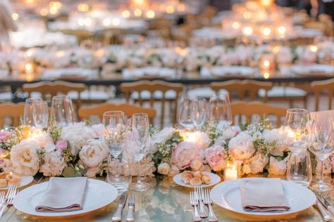 5 Celebrity Wedding Planners Offer Advice for the Big Day | Architectural Digest Patterned Tablecloth, Preston Bailey, Alexis Ohanian, Fish Home, Celebrity Wedding, Hanging Crystals, Arizona Wedding, Serena Williams, Floral Centerpieces