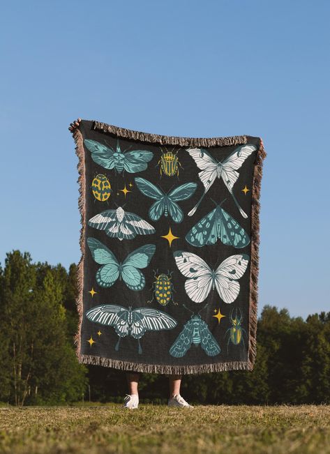 This Butterfly Print Throw Blanket is a stunning Boho Blanket featuring an intricate Moth Butterfly Luna design. Whether used as a Woven Cotton Throw in a College Apartment or as a Whimsical Nature Woven Wall Tapestry, it's an elegant and versatile decor piece for nature lovers. 🌿 TAPESTRY BLANKET DETAILS -- 100% cotton -- Outstanding quality, feels heavy -- Machine washable - Machine wash in cold water. Use mild detergent and gentle cycle only. Do not bleach or tumble dry -- Design is WOVEN into the blanket, not printed 🌿 SIZES -- 52x37 inch (perfect baby blanket size) -- 60×50 inch (perfect throw size) -- 80x60 inch (perfect queen bed spread size) 🌿 SHIPPING ------------------------------------------- Processing time is 2-6 days. Please note that processing time does not include shipp