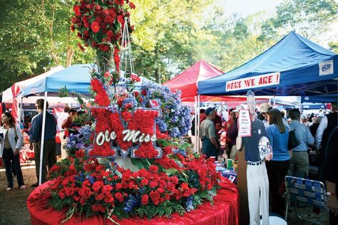 Ole Miss Tailgating, Future University, Ole Miss Football, Oxford Mississippi, Southern Living Magazine, Hotty Toddy, Football Tailgate, Southern Fashion, Miss Girl