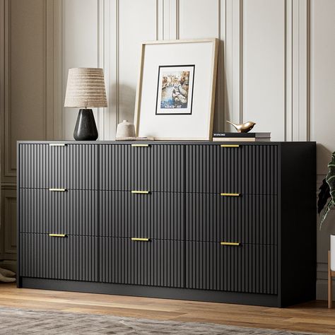 Quality Materials: This wood dresser is made of high-quality MDF and sturdy metal elements. CARB P2 certified material ensures eco-friendly to your family. Dresser Under Tv, Dresser Minimalist, Dresser Decor Bedroom, Black Dresser, Modern Chest Of Drawers, Chest Of Drawer, Black Dressers, Bedroom Drawers, Black Bedroom Furniture