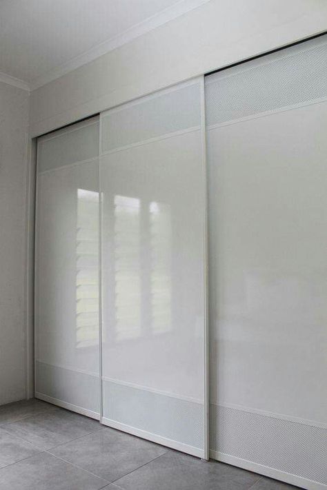 Ikea Closet Doors, Glass Barn Doors Interior, Pintu Interior, Sliding Glass Barn Doors, Sliding Door Wardrobe Designs, Bedroom Cupboards, Modern Sliding Doors, Wardrobe Door Designs, Sliding Wardrobe Doors