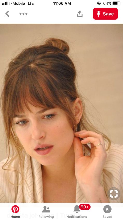 Bangs Dakota Johnson, Dakota Johnson Bangs, Dakota Johnson Hair, Nick Bateman, Eddie Redmayne, Hair Bangs, Mtv Movie Awards, Frou Frou, Long Hair With Bangs