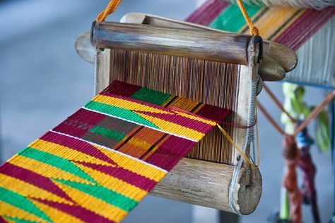 Kente machine    A close up of kente weaving machine. Kpetoe, Ghana Weaving Machine, Kente Styles, Kente Cloth, African Textiles, Art Textile, African Design, Loom Weaving, African Fabric, Textile Fabrics