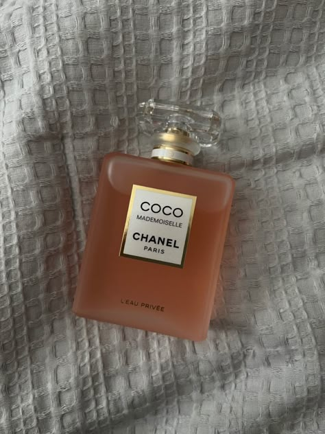 Coco Chanel, Coco Mademoiselle perfume, perfume for women, women scents, scent, eau de parfume, chanel, aesthetic, chanel perfume Coco Chanel Mademoiselle Aesthetic, Coco Chanel Perfume Aesthetic, Chanel Perfume Aesthetic, Chanel Mademoiselle Perfume, Coco Chanel Aesthetic, Coco Mademoiselle Perfume, Coco Chanel Perfume, Mademoiselle Perfume, Aesthetic Chanel