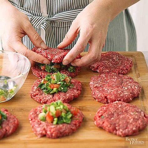 Best Burgers Ever, Burgers On The Stove, Homemade Potato Chips, Stuffed Burger, Stuffed Burgers, Blue Cheese Burgers, Cheeseburger Recipe, The Best Burgers, Burger Press