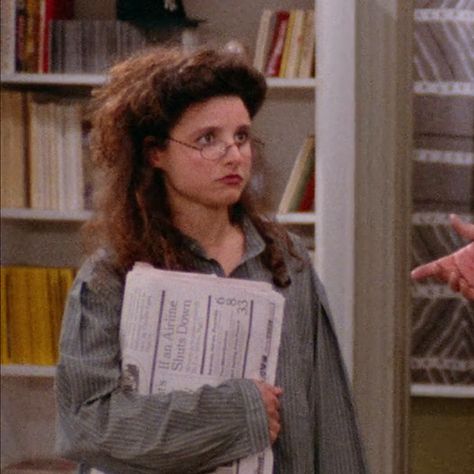 #seinfeld #kramer #jerryseinfeld #elainbenes #elaine #georgecostanza #90s #sitcom #seinfeldicon #icon Elaine Seinfeld Aesthetic, Elaine Seinfeld Hair, Elaine Benes Aesthetic, Elaine Seinfeld Outfits, Sitcom Aesthetic, Seinfeld Aesthetic, Elaine Benes Outfits, Elaine Seinfeld, Me Coded