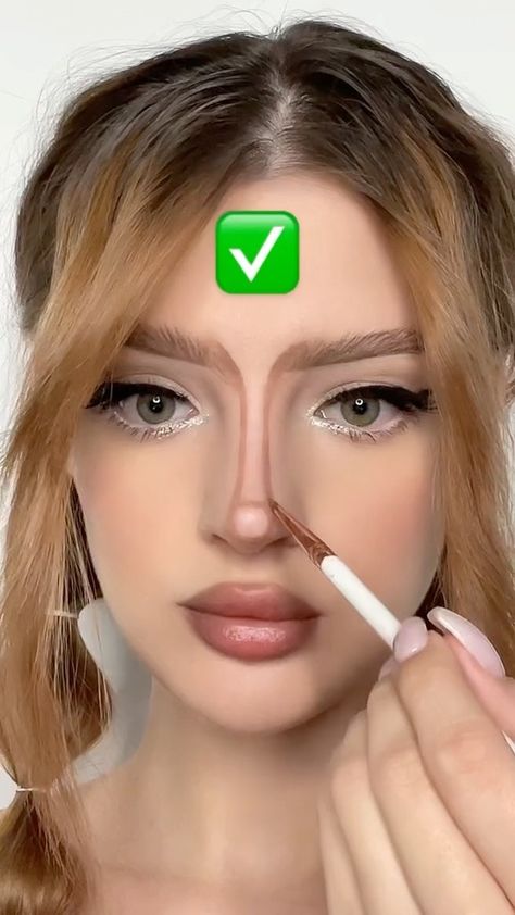 @juliettaf shared a video on Instagram: “Nose contour:❌and✅ Yes or no?👃🏻 Products: 👃🏻Concealer: Makeup Revolution Conceal&Define 👃🏻Bronzer: Hean Pro Contour Palette 👃🏻Powder:…” • Dec 17, 2021 at 5:02pm UTC Makeup Ide, White Eye Makeup, Best Contouring Products, Nose Makeup, Contour Makeup Tutorial, Bold Makeup Looks, Learn Makeup, Eye Makeup Techniques, Beauty Makeup Tutorial