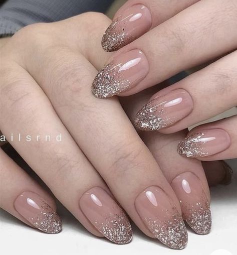 Classy Almond Nails, Nail Extensions Acrylic, Bridal Nails Designs, Bridal Nail Art, Short Almond Nails, Nails Yellow, Short Almond, Simple Gel Nails, Pretty Nail Art Designs