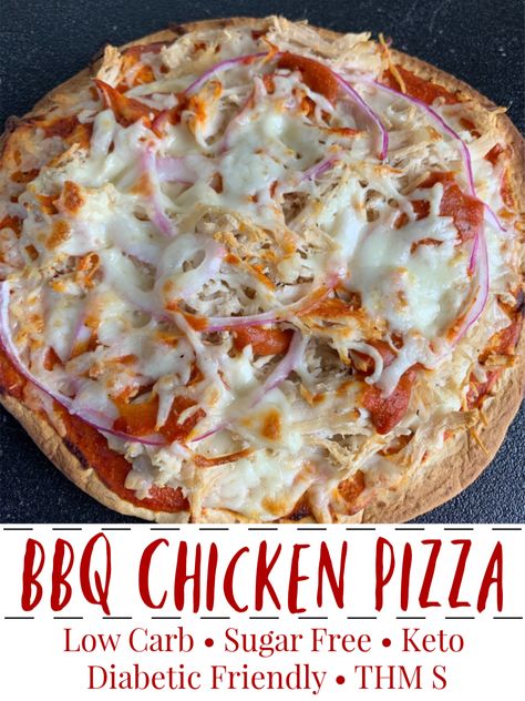 Barbecue Chicken Pizza, Tortilla Pizza, Buffalo Chicken Pizza, Bbq Chicken Pizza, Pizza Chef, Pizza Ingredients, Bbq Pizza, Low Carb Tortillas, Chicken Tortilla