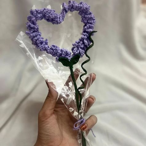 The heart lavender flower bouquet #crochet #aesthetic #flowers #bouquet #flowerbouquet #fyp #cute #new #business Lavender Flower Bouquet, Aesthetic Flowers Bouquet, Flower Bouquet Crochet, Crochet Hand Warmers, Bouquet Crochet, Fashion Coquette, Purple Bouquets, Crochet Case, Lavender Heart