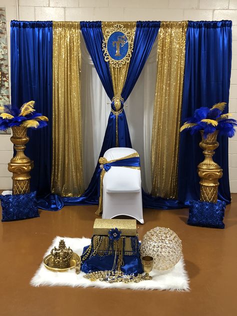 Royal Blue And Gold Backdrop, Royal Backdrop, Blue And Gold Wedding, Dekorasi Bohemia, Blitz Design, Royal Theme, Baby Shower Dessert Table, Decoration Evenementielle, Royal Baby Showers