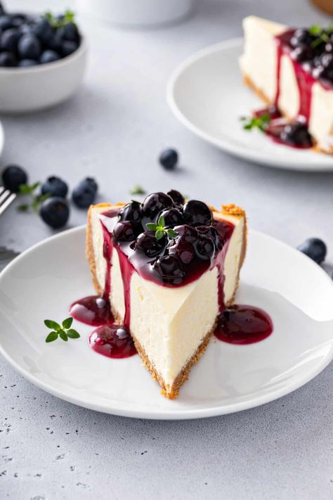 Cheesecake Photography, Blueberry Cheesecake Recipe, Rich Cheesecake, Lemon Blueberry Cheesecake, Blueberry Topping, Comfort Desserts, Homemade Cheesecake, Baked Cheese, Blueberry Cake