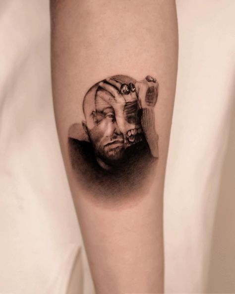 black-and-grey-tattoos-mocco-realism-potrait Black And White Realism Tattoos, Black And Grey Realism Tattoo Design, Realism Tattoo Small, Small Black And Grey Tattoos, Black Grey Realism Tattoo, Black And Grey Realism Tattoo, Realism Tattoo Sleeve, Photo Realism Tattoo, Black And Grey Tattoo