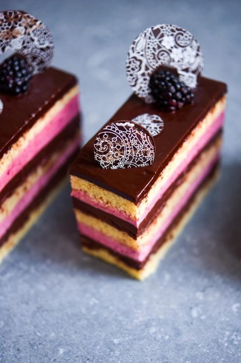 Blackberry Opera | Patisserie Makes Perfect Boutique Patisserie, Patisserie Vegan, Chandelier Cake, Kek Lapis, Patisserie Fine, Opera Cake, Resipi Kek, Decoration Patisserie, Torte Cupcake