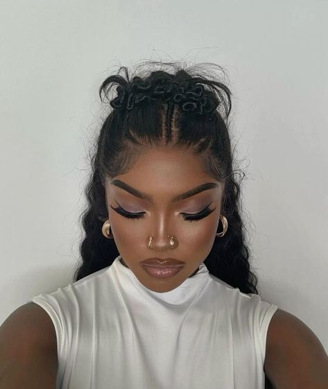 Des Dior Hairstyle, Faux Laux Styles, Self Care Hairstyles, Big Natural Hairstyles, Dessdior Hairstyle, Space Buns Outfit Fall, It Girl Hairstyles Black Women, Slick Clip Hairstyles, Mom Hairstyles Black Women