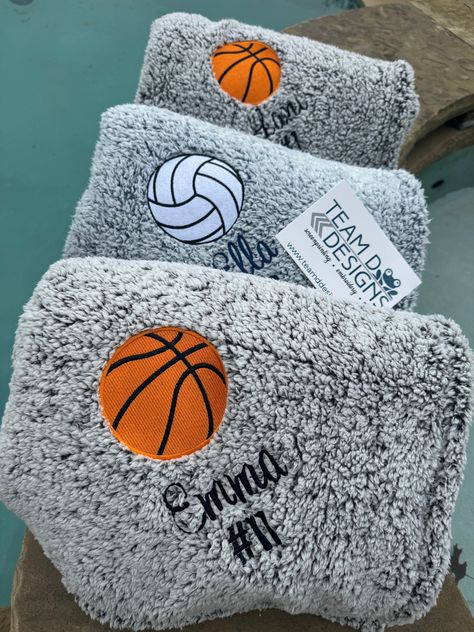 Who doesn't need a Personalized Large Soft Plush Blanket, for your favorite Volleyball Softball Basketball or Soccer Player?  These Blankets make a great end of season gifts, birthday gifts, travel with the team gift, etc Plush Blanket or Textured Plush 13.2-ounce linear yard, 100% polyester Fully hemmed Dimensions: 50" x 60" This listing is for a large Plush Soft Blanket with the design in the bottom corner and your favorite player's name added. If you prefer additional embroidery, ie, year, number ets there is an extra charge Soccer Senior Basket, Senior Sports Gift Ideas, Soccer Embroidery Designs, Volleyball Basket Gift Ideas, Senior Softball Gift Ideas, End Of Season Soccer Gifts, Soccer Senior Night Ideas, Volleyball Gifts For Players Diy, Volleyball Embroidery