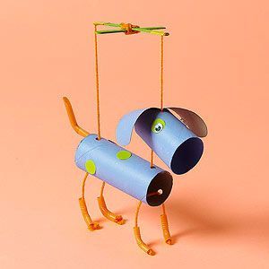 Eine Marionette - hier ein Hund - aus Klopapierrollen basteln. Puppet Craft, Aktiviti Kanak-kanak, Puppet Crafts, Toilet Paper Roll Crafts, Paper Roll Crafts, Cardboard Tubes, Craft Projects For Kids, Paper Rolls, Toilet Paper Roll