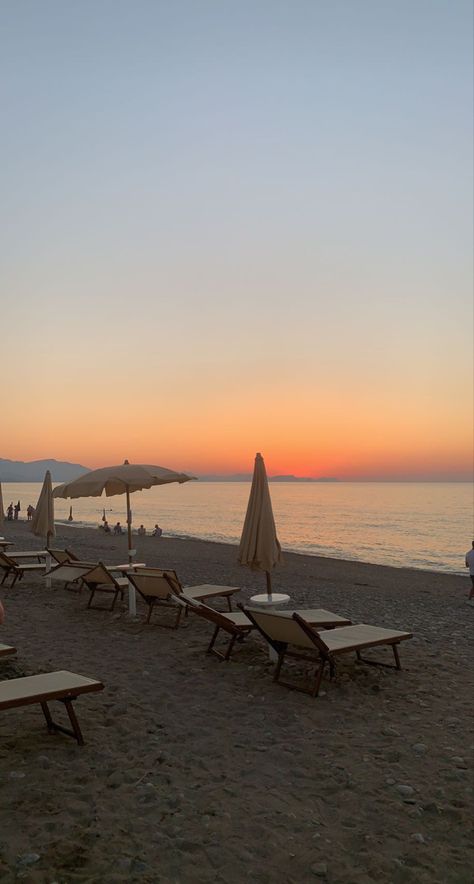 Italian Beach Aesthetic, Sicily Italy Beach, Sicily Aesthetic, Sicily Italy Aesthetic, Beach Sicily, Sicily Beach, Italian Beach, Italy Sea, Italy Beach