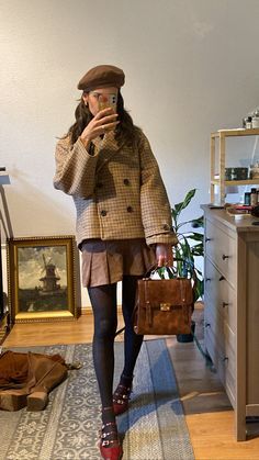 60s Outfits, Blair Waldorf Outfits, Academia Aesthetic Outfit, Dark Academia Outfits, Academia Outfits, Best Winter Outfits, Looks Pinterest, Lisa Bonet, Dark Academia Fashion