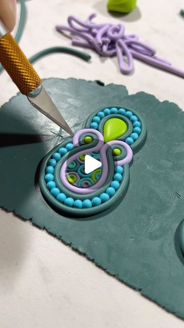 Polymer Clay Earring Tutorial, Polymer Clay Projects Diy, Soutache Tutorial, Clay Artists, Fimo Jewelry, Handmade Clay Jewelry, Poly Clay, New Obsession, Polymer Clay Diy