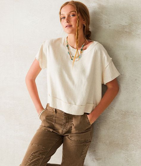 33Coastal Boxy Cropped Top - Cream Large, Women's Oatmeal Exposed seam linen blend top Back button detail Bust measures 42 on size small Body length 18 on size small. 80% Rayon 20% Linen. Machine wash cold with like colors. Only non-chlorine bleach when needed. Line dry. Cool iron if needed.. Measurements: Bust -Fullest part of bust with arms at sides. Waist -Circumference of natural waist: above belly button below rib cage. Hips -Standing with feet together fullest part of hips. WOMEN'S TOP SIZ Linen Cropped Top, Blue Closet, Business Casual Top, Box Top, Knit Tops, Casual Tops For Women, Waist Circumference, Ribbed Top, Tees For Women