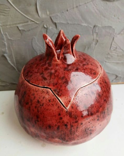 Ceramic Pomegranate, Ceramic Pinch Pots, Pomegranate Art, Pinch Pots, Ceramics Ideas Pottery, Pot Lids, September 16, Paint Stain, Jar Lids