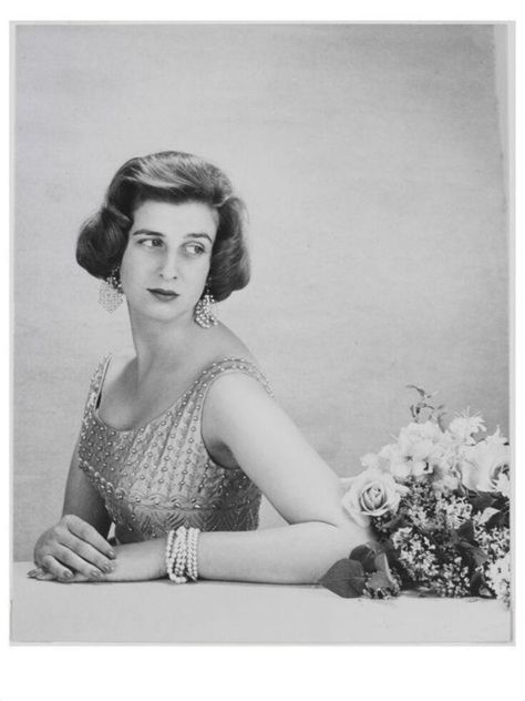 Princess Alexandra Of Kent, Alexandra Of Kent, Queen And Prince Phillip, Cecil Beaton, British Royal Families, Princess Alexandra, Princess Margaret, Royal Princess, Princess Grace