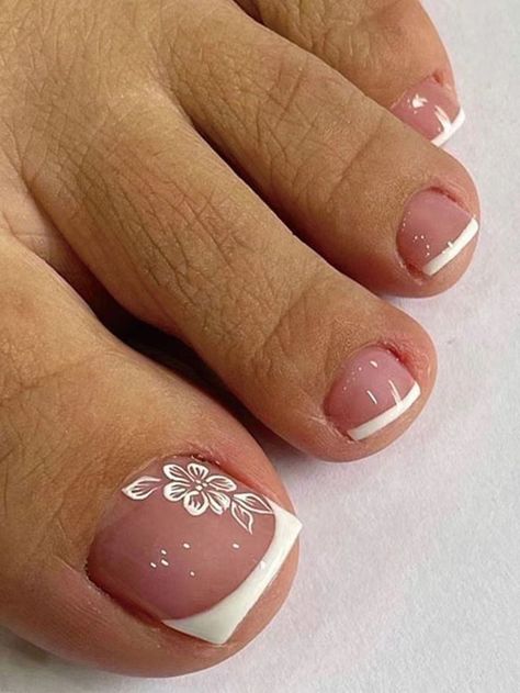 Pedicure Gel, Simple Toe Nails, Feet Nail Design, Pedicure Designs Toenails, Pedicure Nail Designs, Gel Toe Nails, Milky Nails, Acrylic Toe Nails, Toe Nail Color