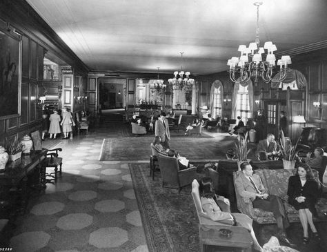 Lobby of the Hotel Roanoke, 1940s 1920s Hotel Lobby, Old Hotel Lobby, 1940s Hotel, Big Clock, New Orleans Hotels, Hotel Owner, Haunted Hotel, Hotel Reception, Hotel Staff