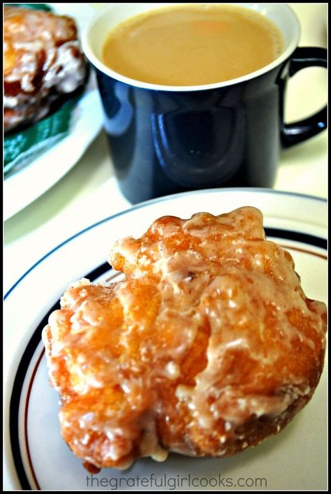 Amish Apple Fritters / The Grateful Girl Cooks! Amish Apple Fritter, Apple Fritter Recipe, Apple Fritter Bread, Apple Fritter, Girl Cooking, Fritter Recipes, Amish Recipes, Doughnut Recipe, Apple Fritters